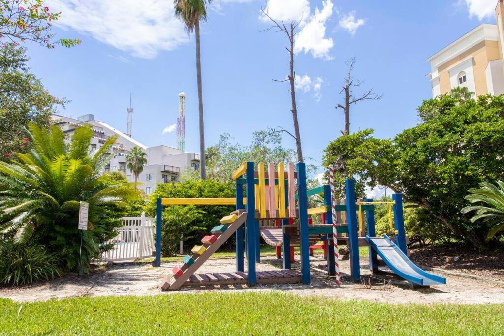 Lakeview 2 Suites 6 Min Universal Studios Orlando Exterior foto